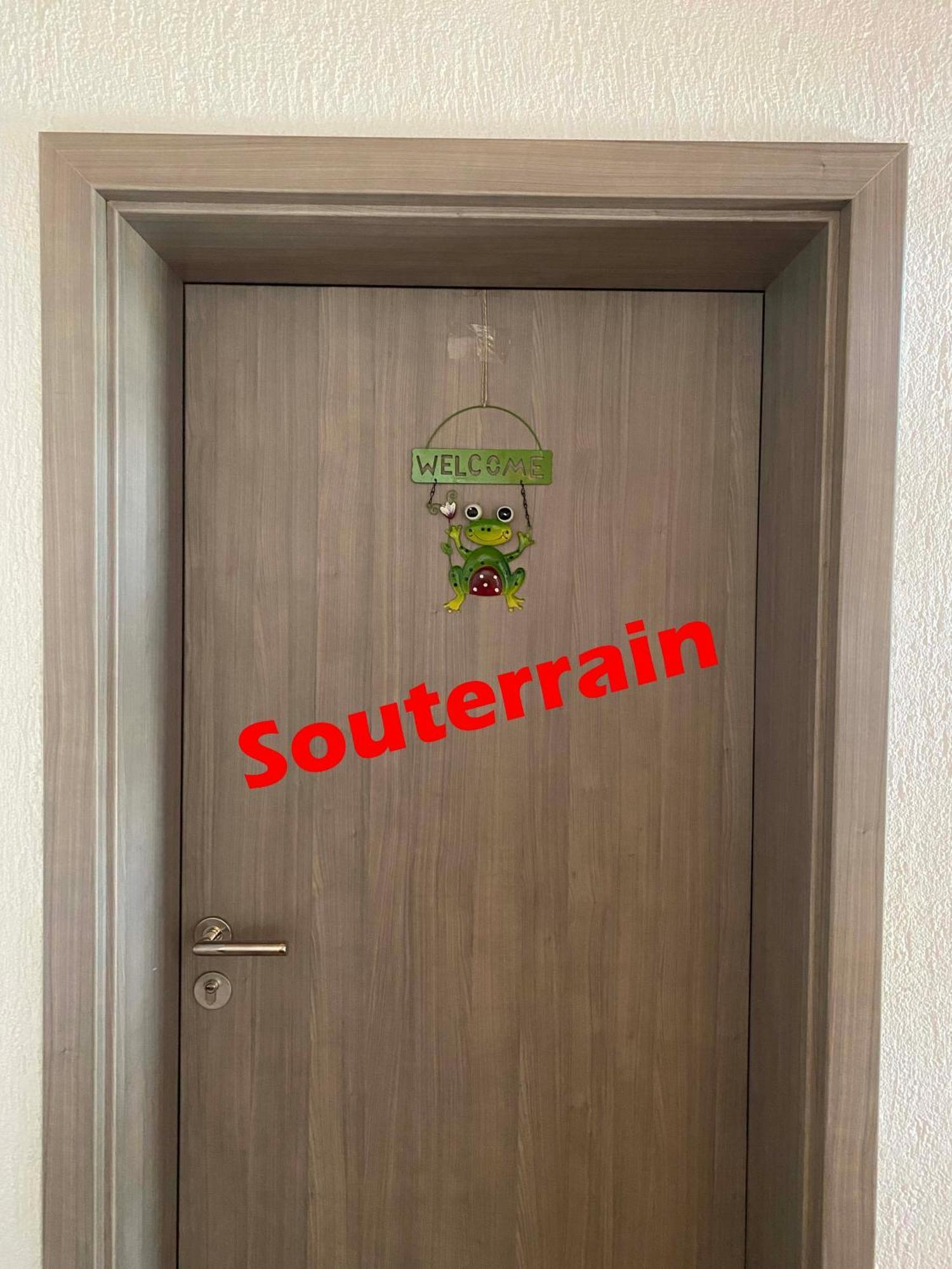 Ferienwohnung Alte B3 링스헤임 외부 사진
